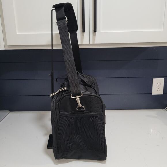 Samsonite Travel Tote Laptop Sleeve Zippered pockets EUC Measurements in photos - Picture 4 of 14